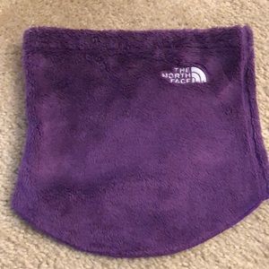 Youth/Junior Northface neck gator